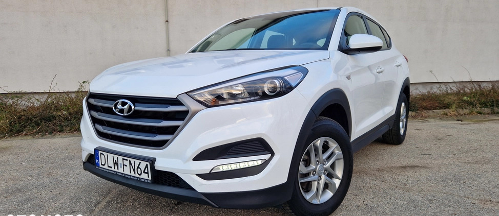 Hyundai Tucson cena 76500 przebieg: 50500, rok produkcji 2017 z Złotoryja małe 92